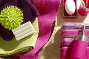 Make your bathroom precious with jewel colours