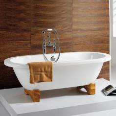Victoria Traditional Roll Top Bath with Light Oak Feet - Small 