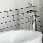 Niagra Waterfall Freestanding Bath Mixer Tap & Hand Held Shower Head